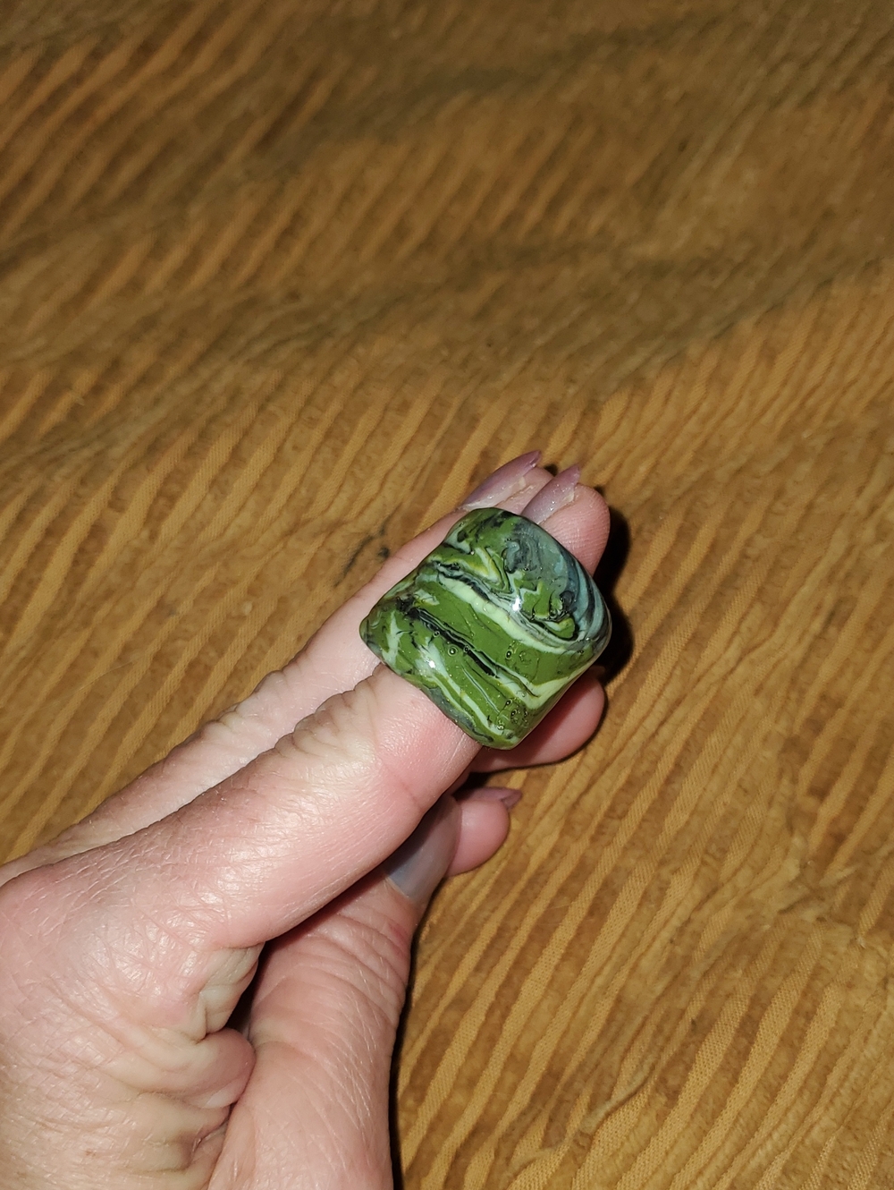 Handmade Top Green Marble Reptile Hide Décor - Compact Accent Piece